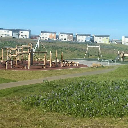 Spacious 3Br Condo Near Blue Lagoon 15M Airport 9M Njarthvik Exterior photo