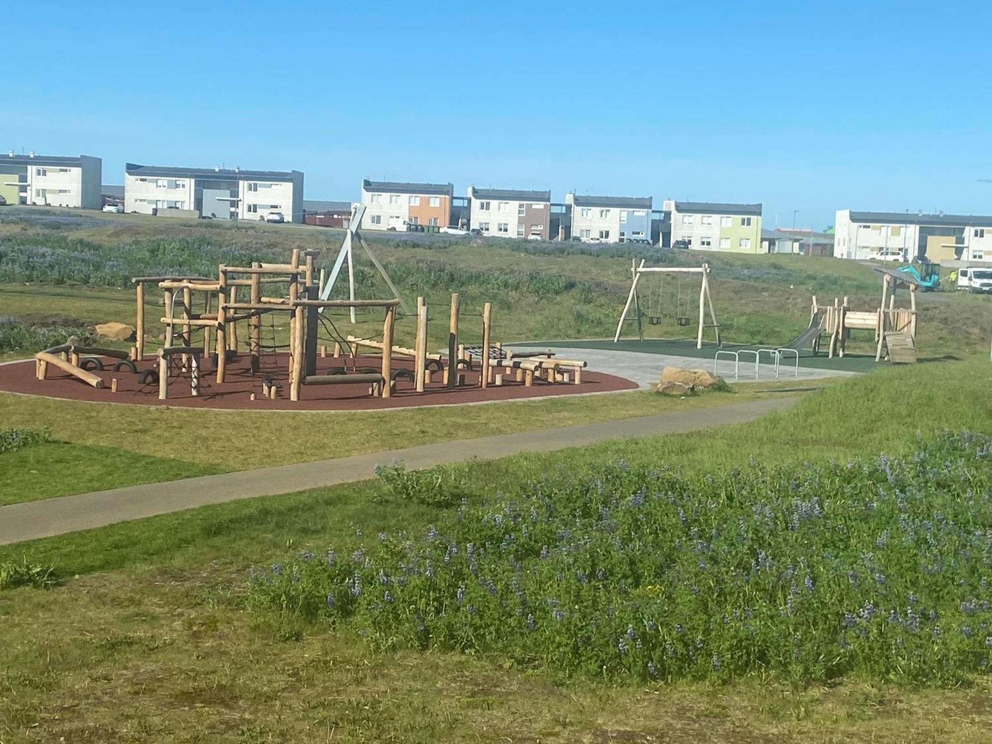 Spacious 3Br Condo Near Blue Lagoon 15M Airport 9M Njarthvik Exterior photo